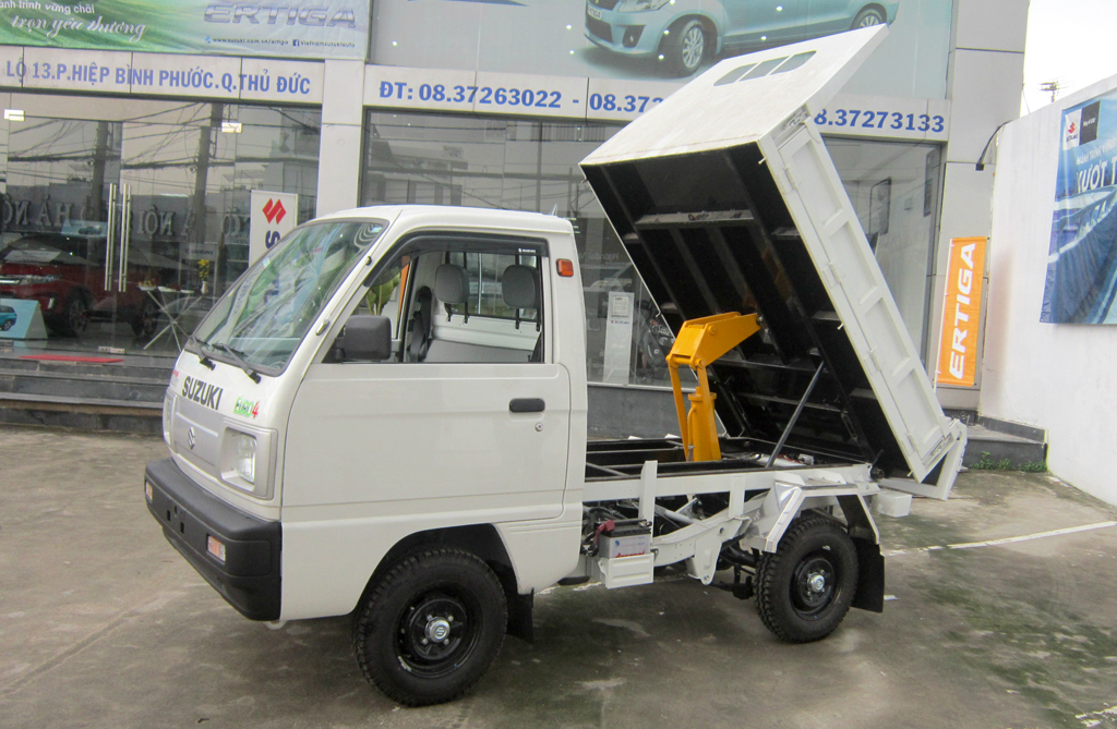 Xe tải suzuki 500kg thùng kín cửa hông,xe tải dưới 500kg chạy giờ cấm tải